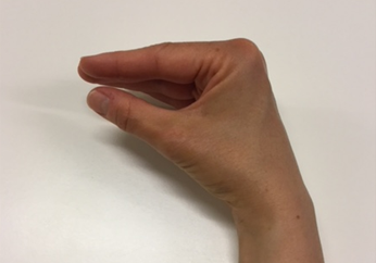 Hånd, hvor fingrene er bøjede i grundleddene, men strakte i yderled og mellemled