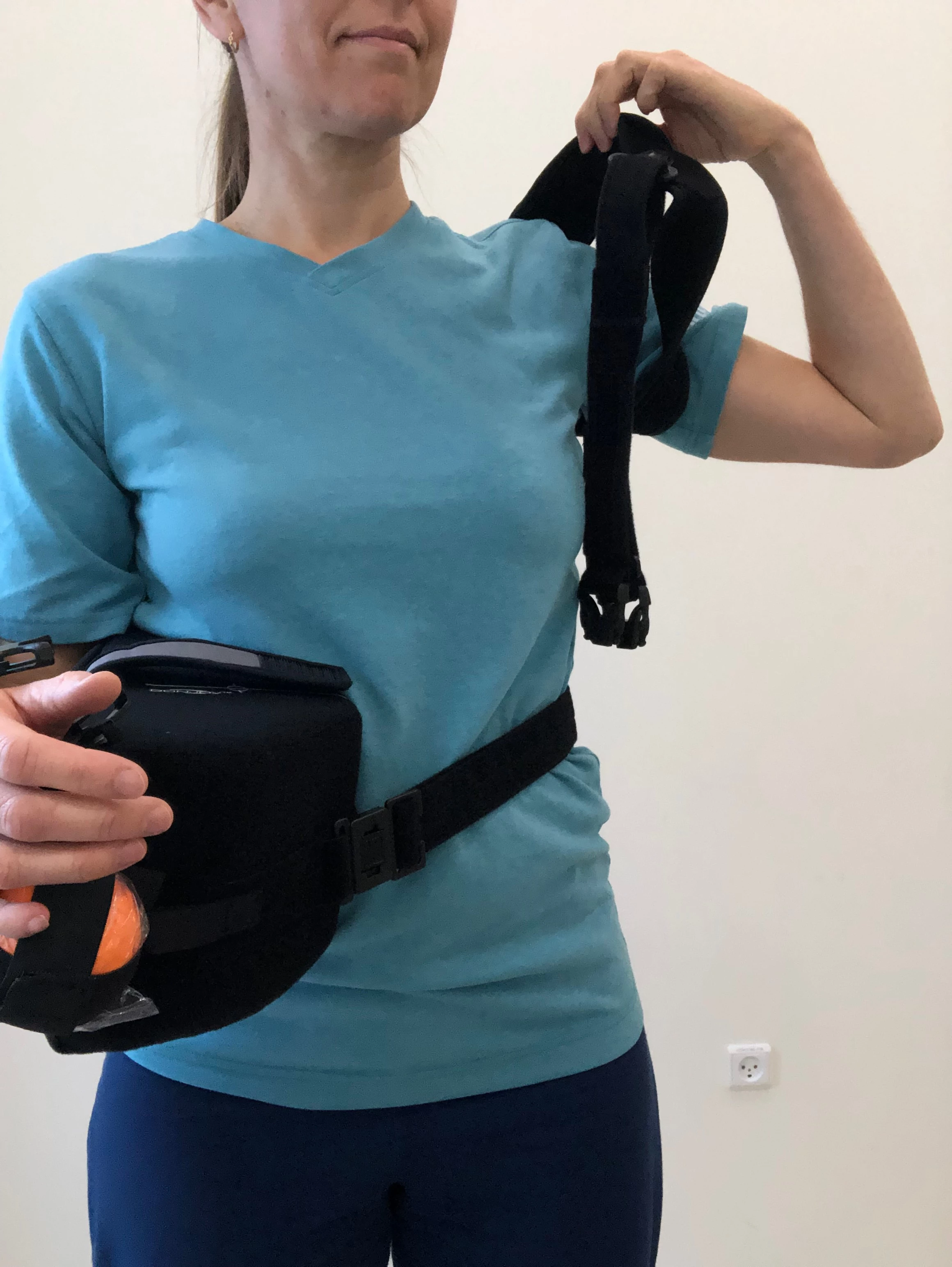 Billede der viser montering af båndet 