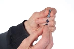 Sådan fjernes beskyttelseshætten